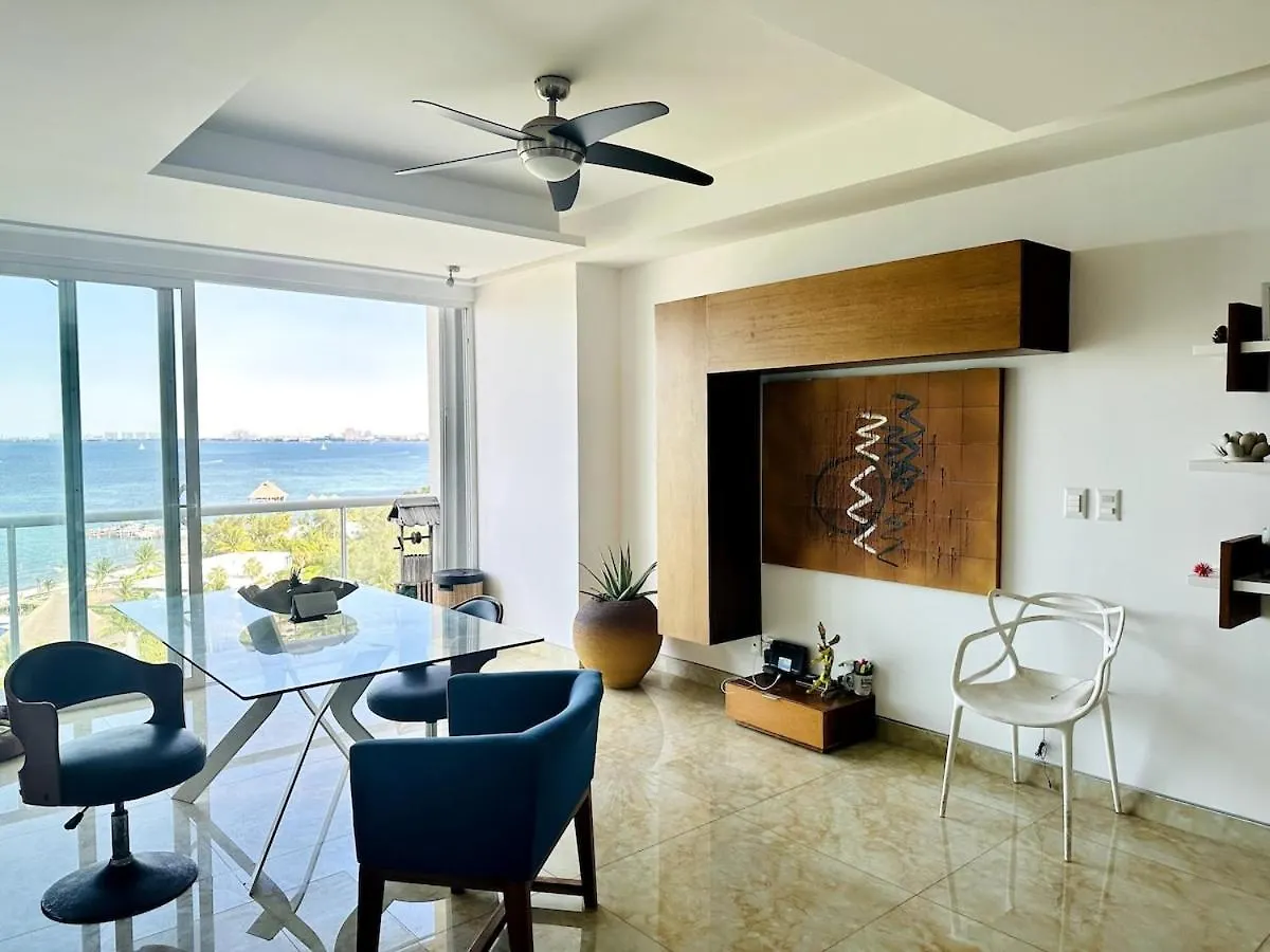 Punta Me Luxury Apartment Beach Front & Ocean View カンクン 0*,