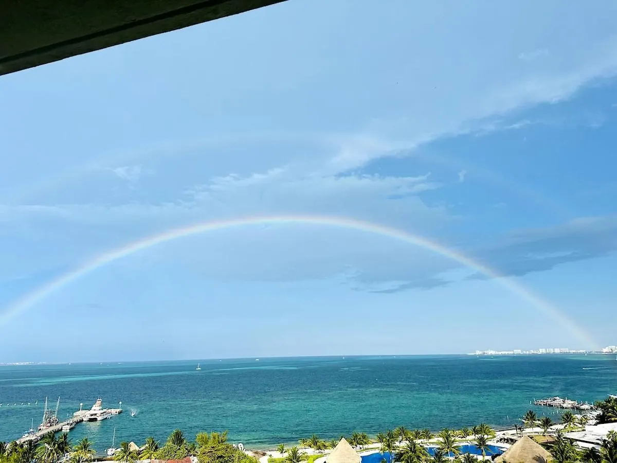 Punta Me Luxury Apartment Beach Front & Ocean View カンクン
