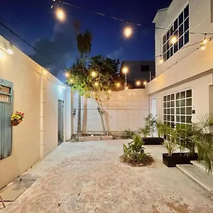 Xikama By Andiani Travel Appartement